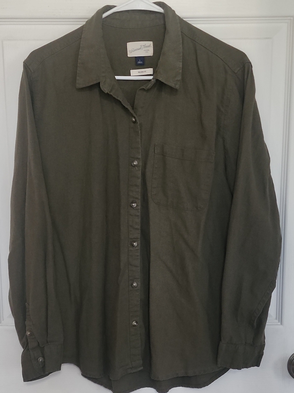 Universal Thread Olive Green Long-Sleeve Button-Down Shirt